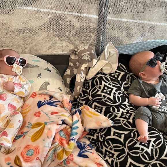 Meet your Posher, Kim - Picture 2 of 9